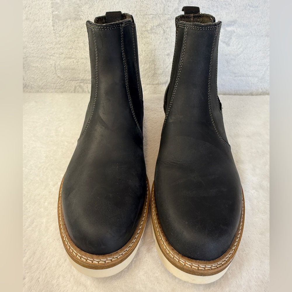Alpine Design Black Leather Ankle Boots